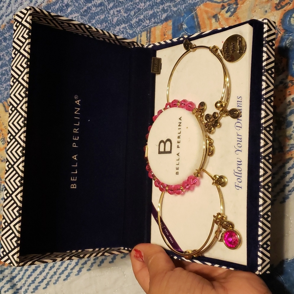 Bella perlina bangle set new